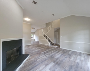 13522 Ryanwood Drive - Photo Thumbnail 7