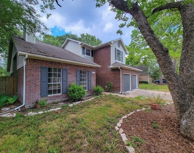 13522 Ryanwood Drive - Photo Thumbnail 2