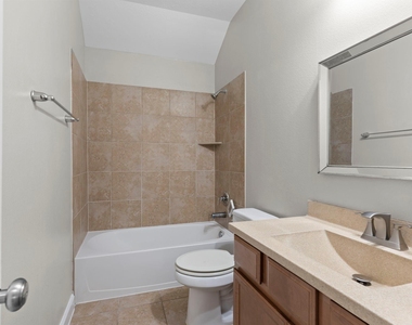 19415 Bronte Springs Court - Photo Thumbnail 38