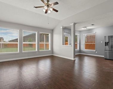 19415 Bronte Springs Court - Photo Thumbnail 16