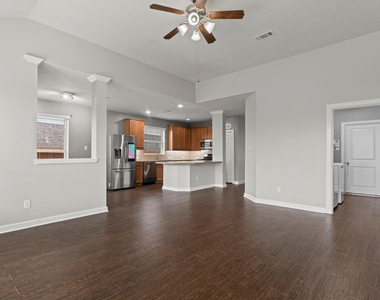 19415 Bronte Springs Court - Photo Thumbnail 11