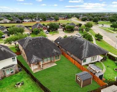 19415 Bronte Springs Court - Photo Thumbnail 45