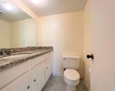 2120 Wilcrest Drive - Photo Thumbnail 16