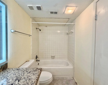 2120 Wilcrest Drive - Photo Thumbnail 25