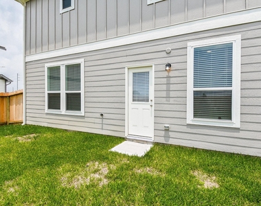 23923 Escardilla Drive - Photo Thumbnail 33