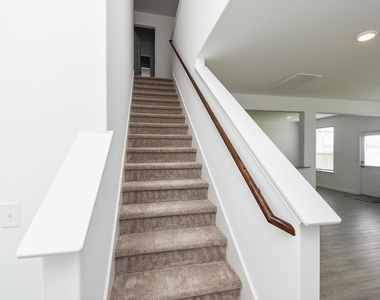 23923 Escardilla Drive - Photo Thumbnail 16