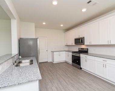 23923 Escardilla Drive - Photo Thumbnail 10