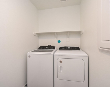 23923 Escardilla Drive - Photo Thumbnail 28