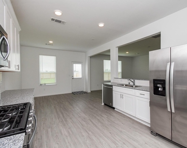 23923 Escardilla Drive - Photo Thumbnail 13