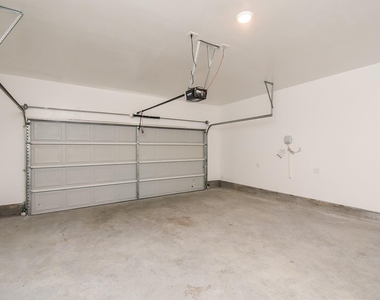 23923 Escardilla Drive - Photo Thumbnail 34
