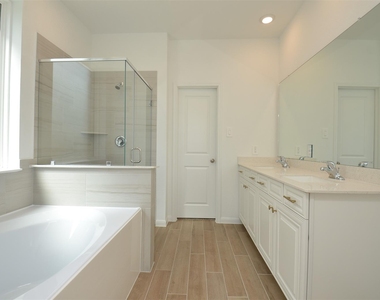 5631 Pearl Vista Drive - Photo Thumbnail 25