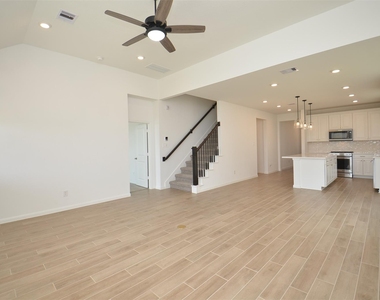 5631 Pearl Vista Drive - Photo Thumbnail 19