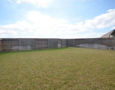 5631 Pearl Vista Drive - Photo Thumbnail 45