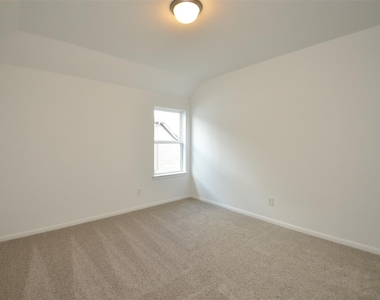 5631 Pearl Vista Drive - Photo Thumbnail 35