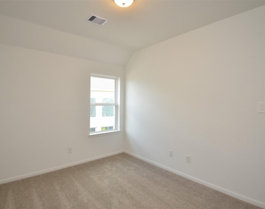 5631 Pearl Vista Drive - Photo Thumbnail 33