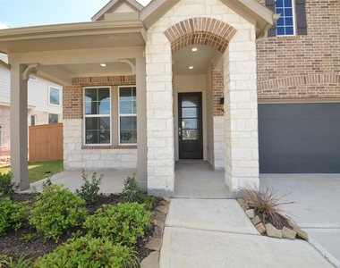 5631 Pearl Vista Drive - Photo Thumbnail 1