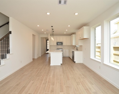 5631 Pearl Vista Drive - Photo Thumbnail 16
