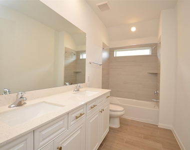 5631 Pearl Vista Drive - Photo Thumbnail 36