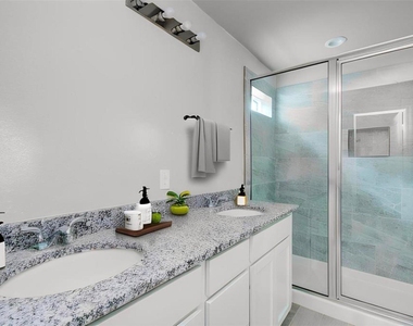 8209 Westcott Road - Photo Thumbnail 13