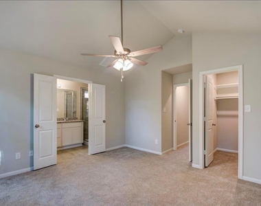 8209 Westcott Road - Photo Thumbnail 7
