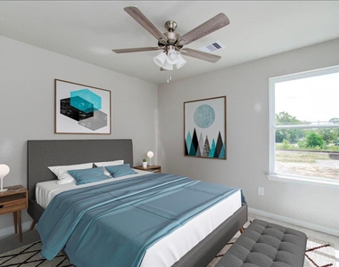 8209 Westcott Road - Photo Thumbnail 11