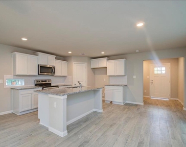 8209 Westcott Road - Photo Thumbnail 6