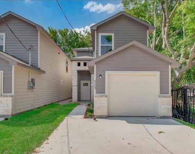8209 Westcott Road - Photo Thumbnail 1