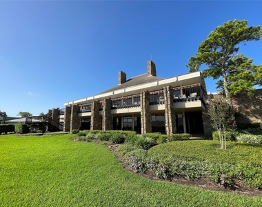 12315 Glenview Drive - Photo Thumbnail 24
