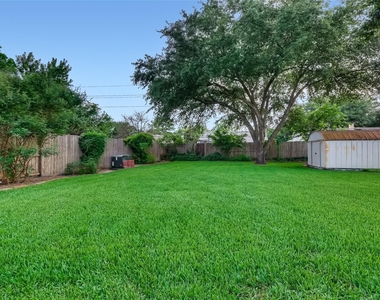 946 Mesa Terrace Drive - Photo Thumbnail 20