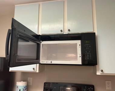 7950 N Stadium Drive - Photo Thumbnail 22