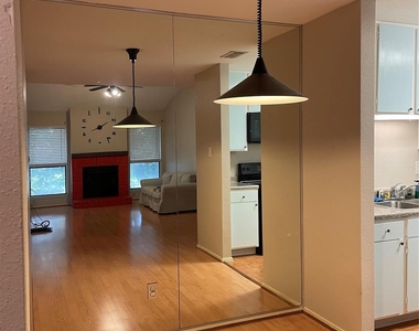 7950 N Stadium Drive - Photo Thumbnail 9