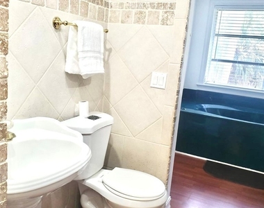 740 19th Street Sw - Photo Thumbnail 26
