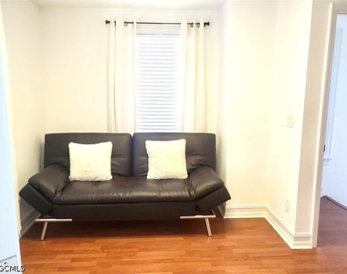 740 19th Street Sw - Photo Thumbnail 14