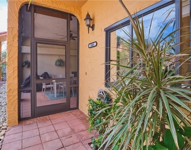 5510 Sw 4th Place - Photo Thumbnail 29