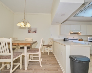 5510 Sw 4th Place - Photo Thumbnail 10