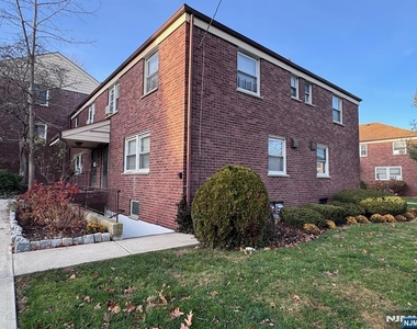 2197 Center - Photo Thumbnail 1