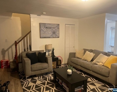 2197 Center - Photo Thumbnail 13