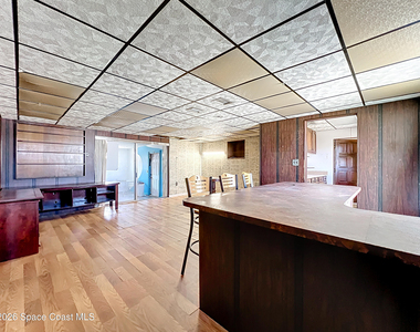 122 Eden Avenue - Photo Thumbnail 3
