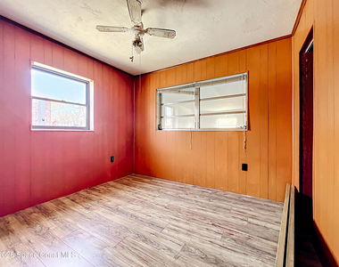 122 Eden Avenue - Photo Thumbnail 11
