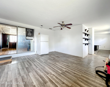 122 Eden Avenue - Photo Thumbnail 14