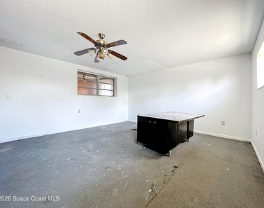 122 Eden Avenue - Photo Thumbnail 16