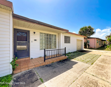 122 Eden Avenue - Photo Thumbnail 1
