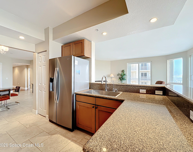 110 Warsteiner Way - Photo Thumbnail 7
