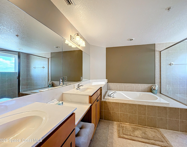 110 Warsteiner Way - Photo Thumbnail 21