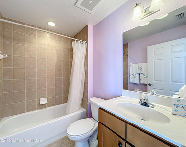 110 Warsteiner Way - Photo Thumbnail 16