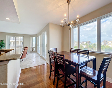 110 Warsteiner Way - Photo Thumbnail 8