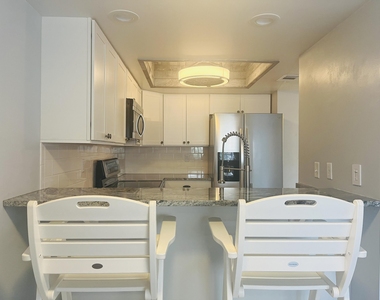 3142 Sir Hamilton Circle - Photo Thumbnail 2