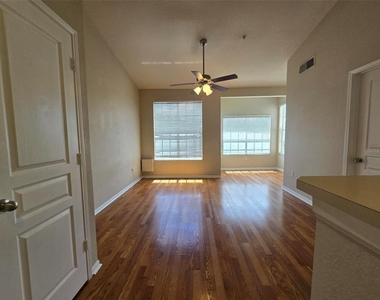 5125 Palm Springs Boulevard - Photo Thumbnail 5
