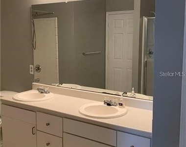 18302 Bridle Club Drive - Photo Thumbnail 9