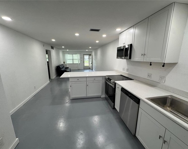 5720 13th Avenue N - Photo Thumbnail 20